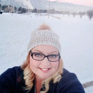 Meet your Posher, Alina